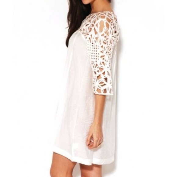 AKIRA Chicago crochet silk white dress - Picture 1 of 5